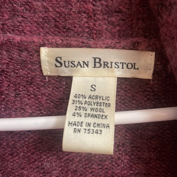 Fuchsia Cardigan - Picture 3 of 5